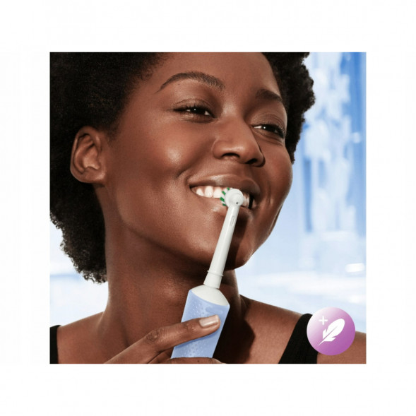 Электрическая зубная щетка Oral-B Vitality Pro D103, голубой в Ульяновске